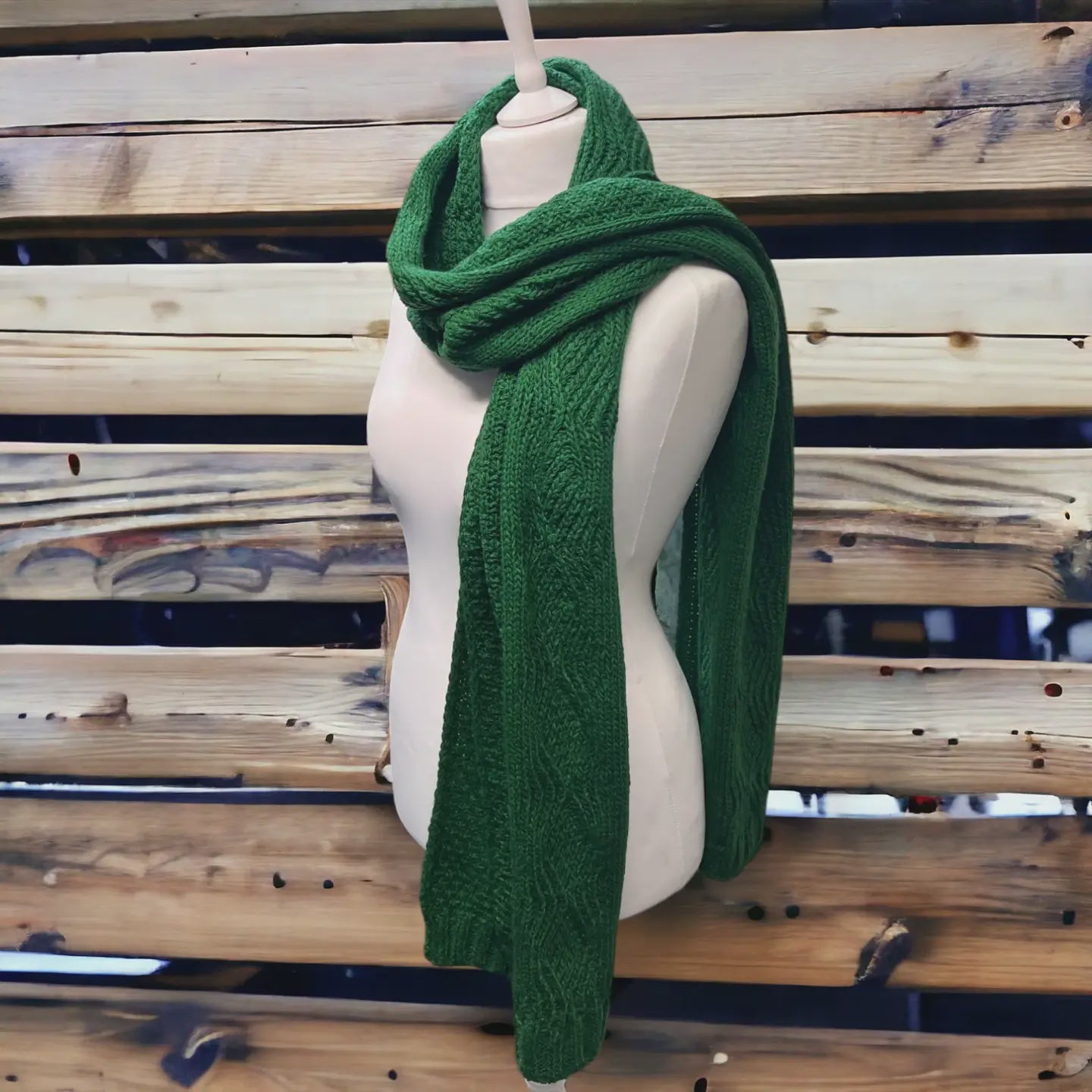 Green Chunky Knit Cable knit Scarf