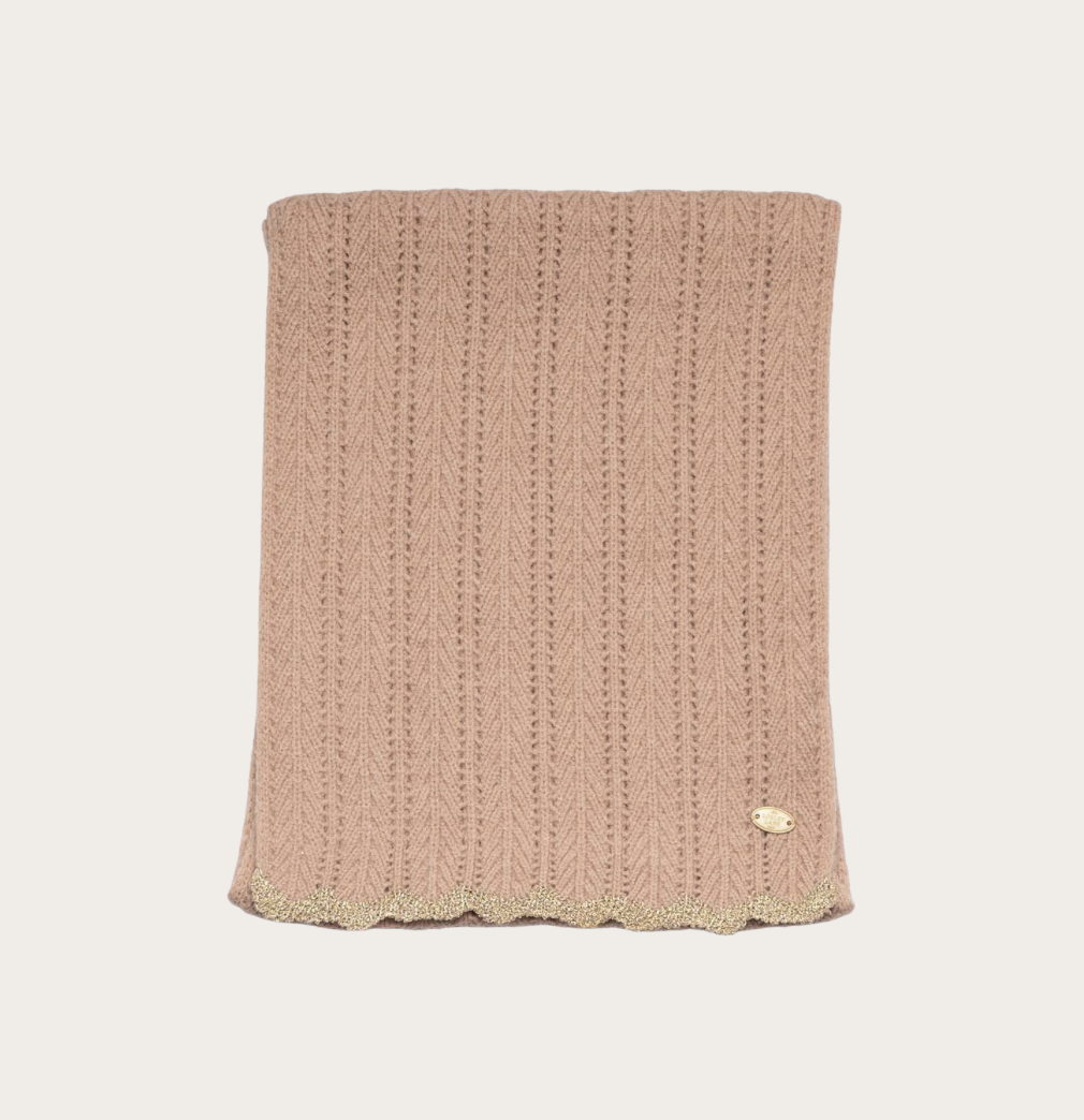 Scarf scalloped edge caramel