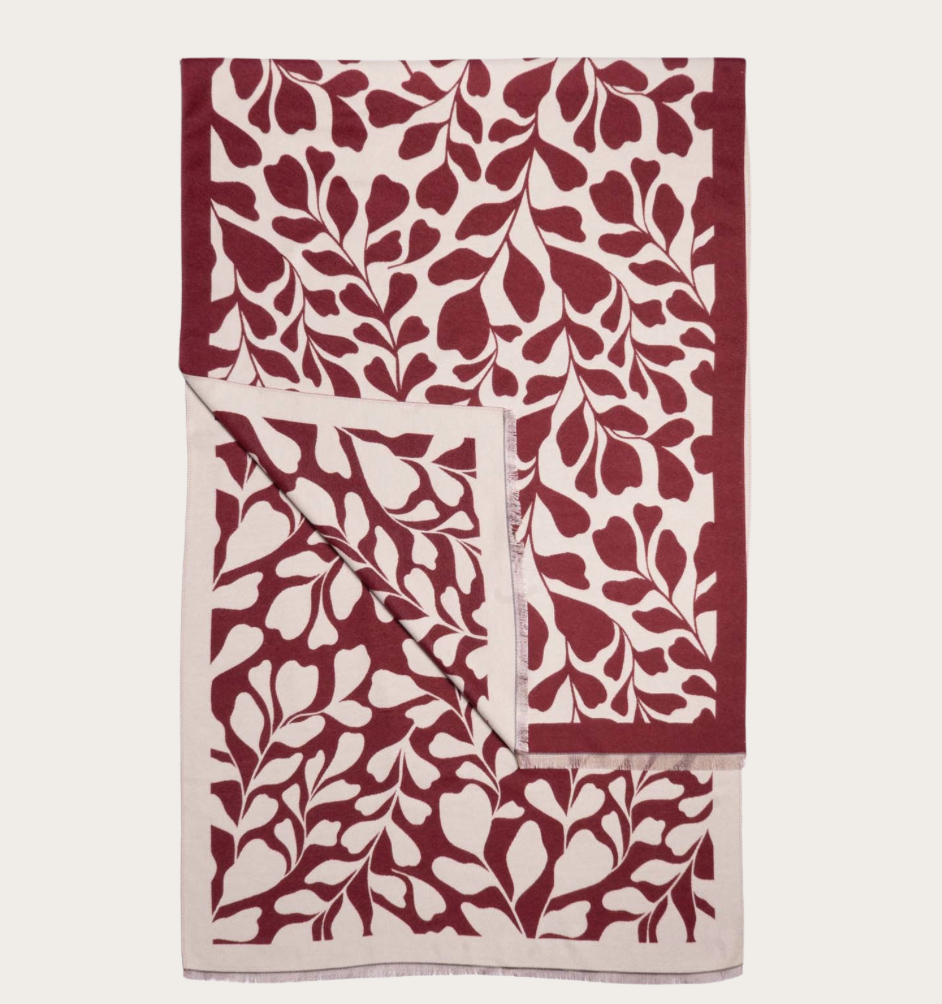 Wrap/scarf fig leaf print with fringed edge burgundy