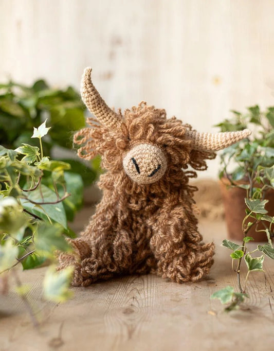 Morag the Highland cow kit