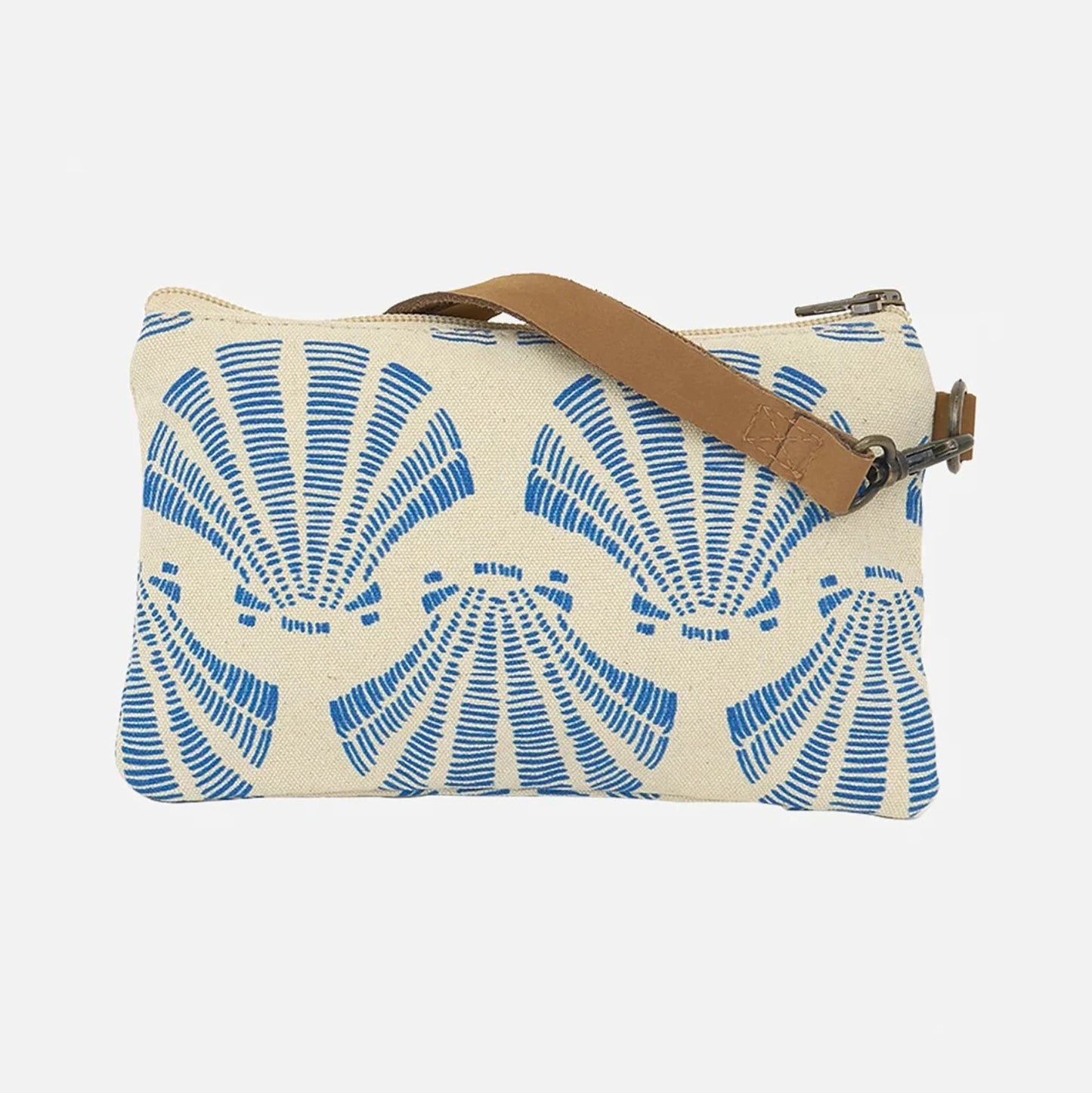 Shells clutch bag