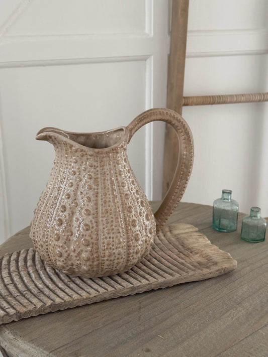 Large urchin jug, colour Malt