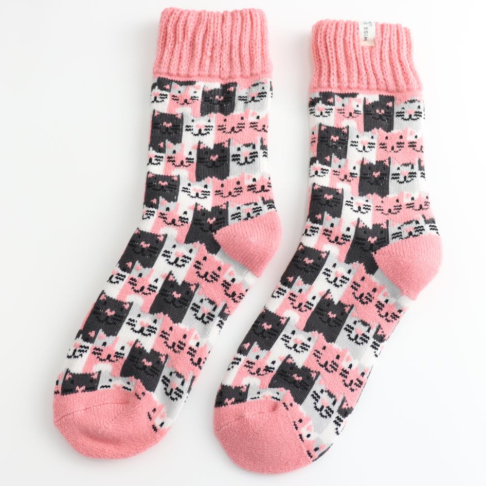 Winter Happy Cats Dusky Pink Socks