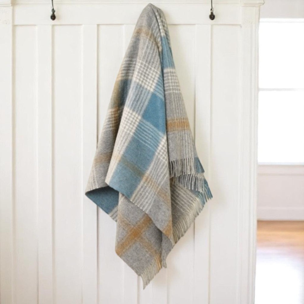 XL Mhoireach Blanket (140 x 220cm)