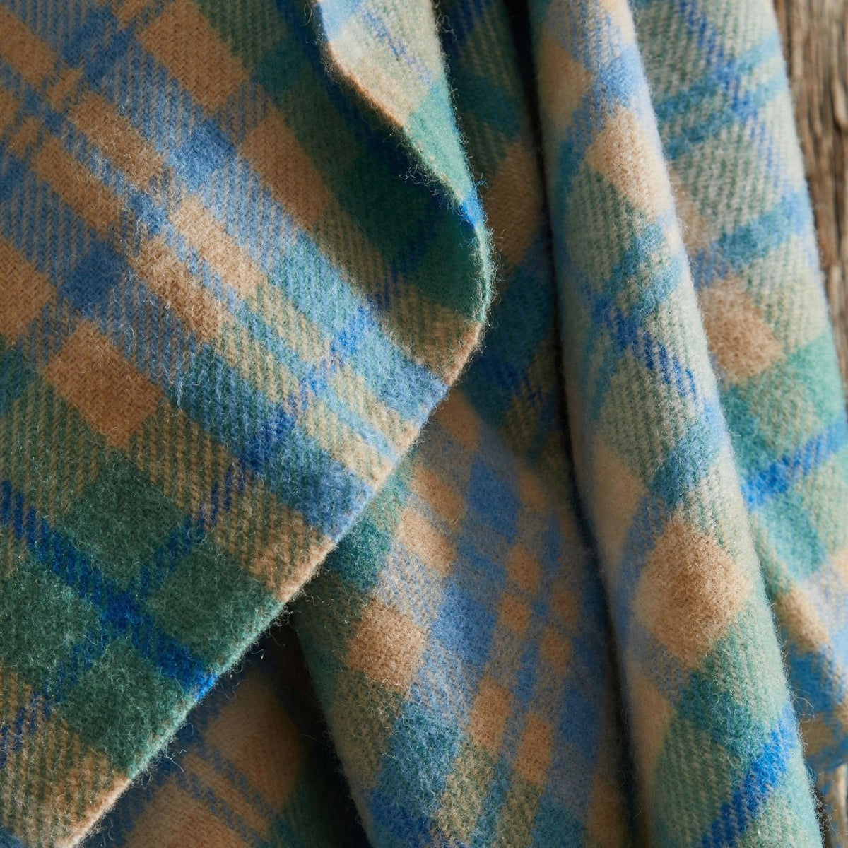 Cottage Pure New Wool Blanket | Blue (150 x 183cm)