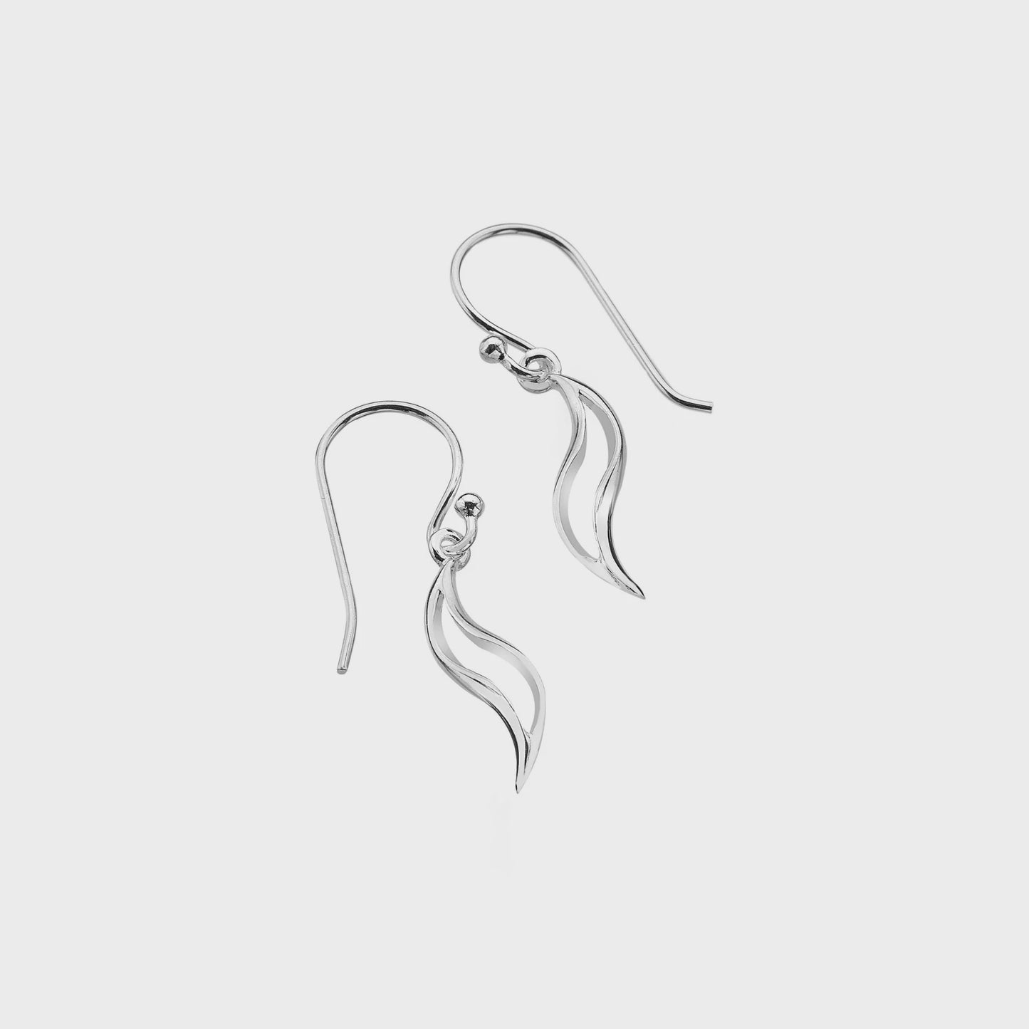 Double wave earrings