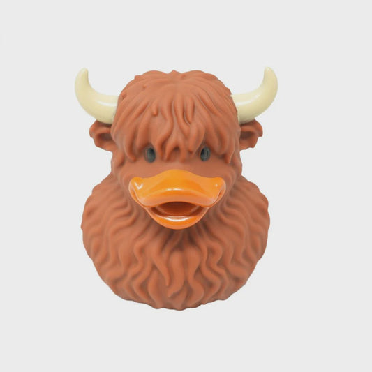 Highland cow rubber bath toy
