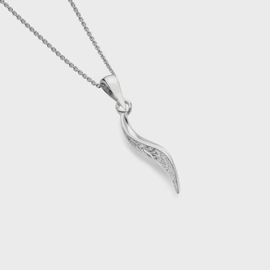 Organic wave sea necklace
